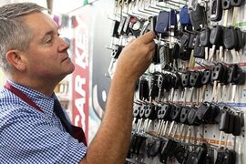 Açar ustası hansı xidmətləri göstərir?