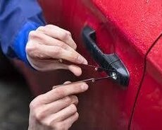 Maşın qapılarının açilmasi təmir